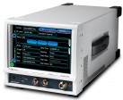 Cyfrowy generator sygnałowy o niskich szumach fazowych Cyfrowy generator sygnałowy o niskich szumach fazowych